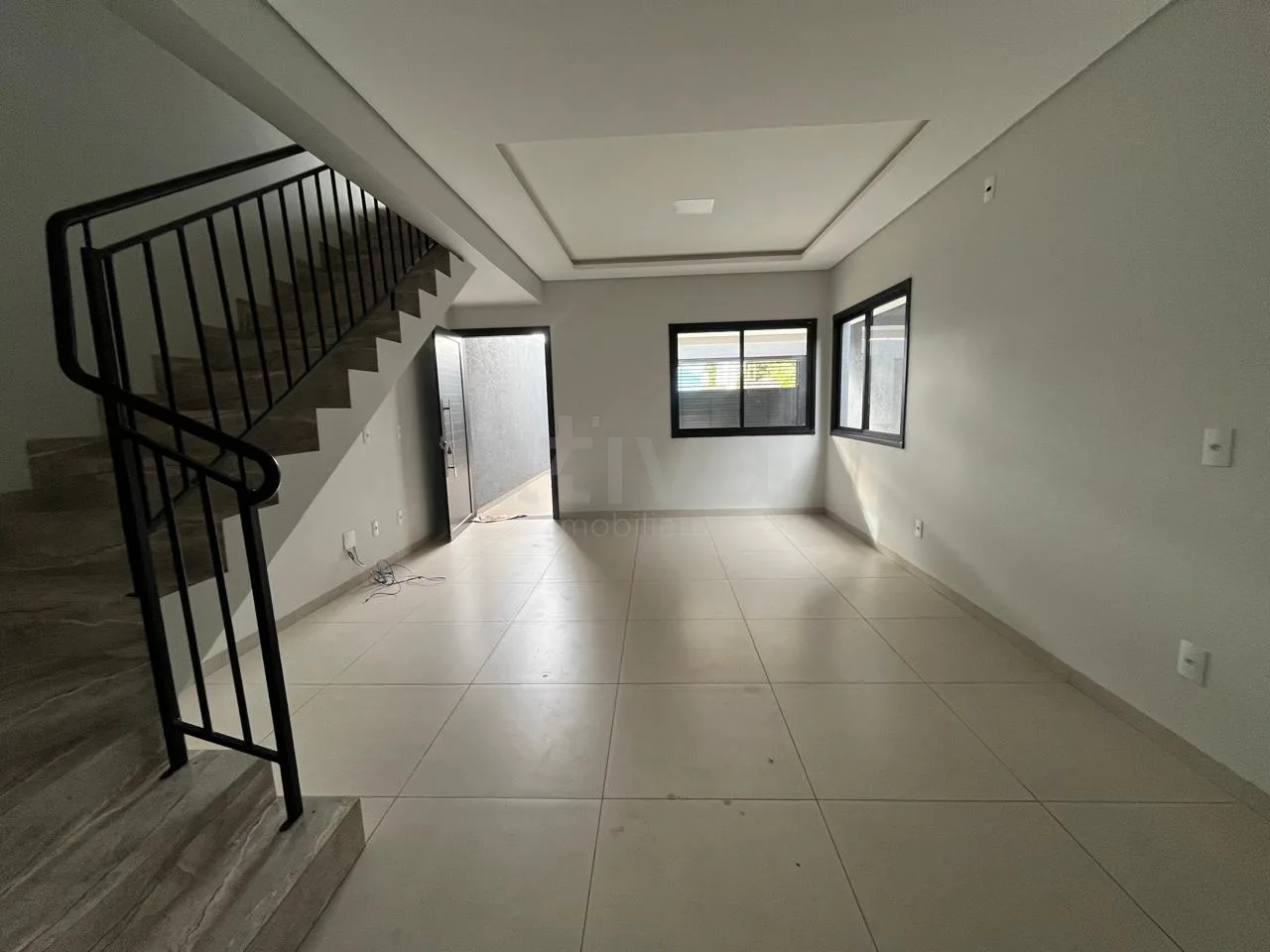 Alugar Casa / Sobrado em Toledo R$ 4.500,00 - Foto 2