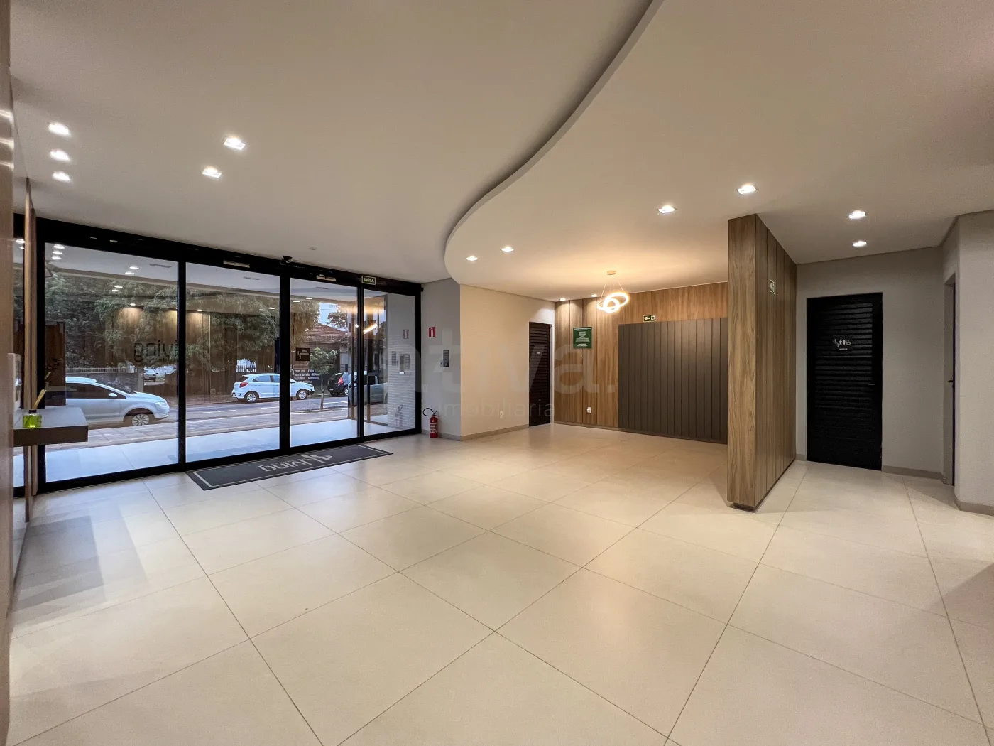 Comprar Apartamento / Padr&atilde;o em Toledo R$ 1.200.000,00 - Foto 2
