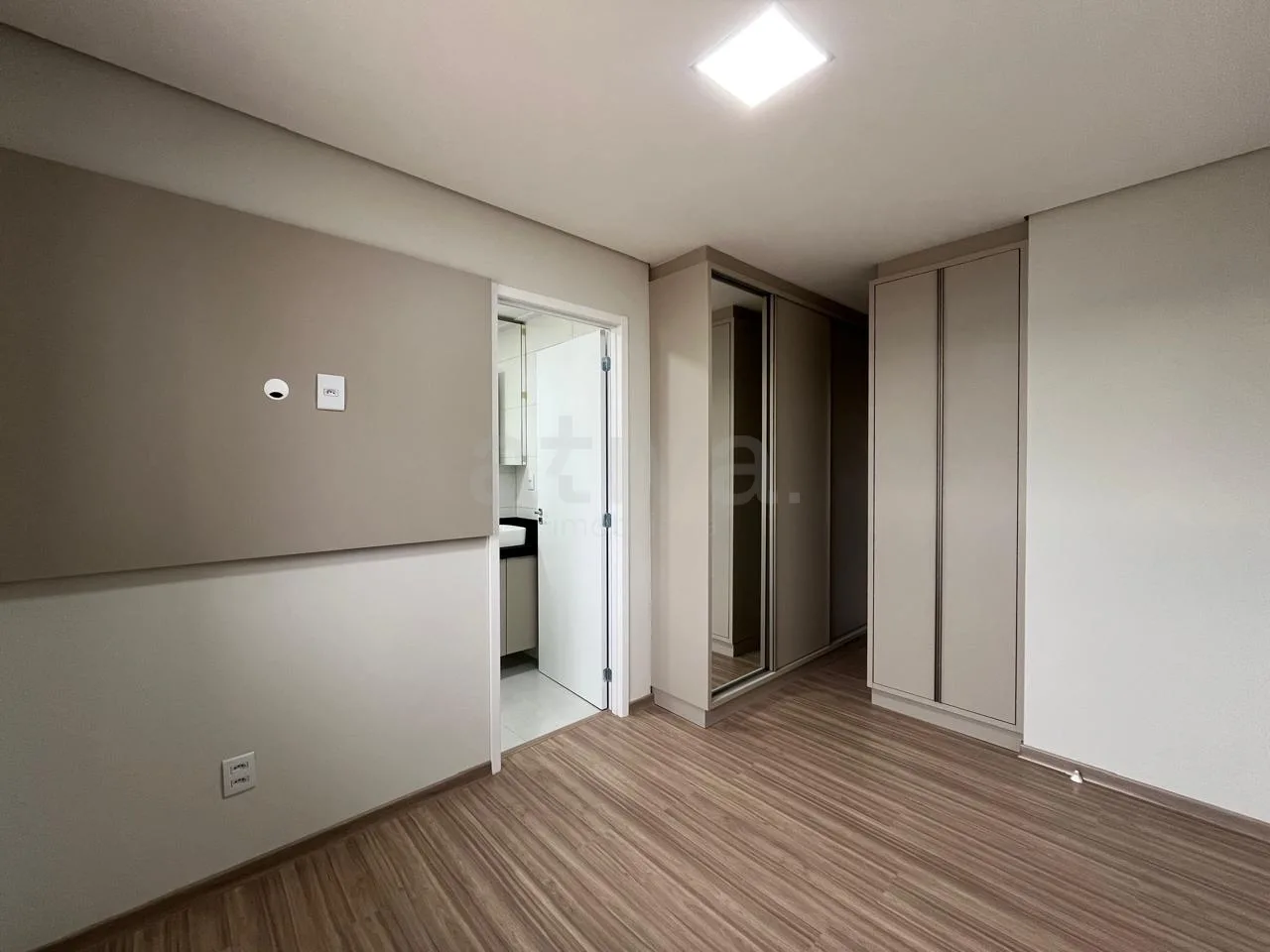 Alugar Apartamento / Padr&atilde;o em Toledo R$ 2.600,00 - Foto 10