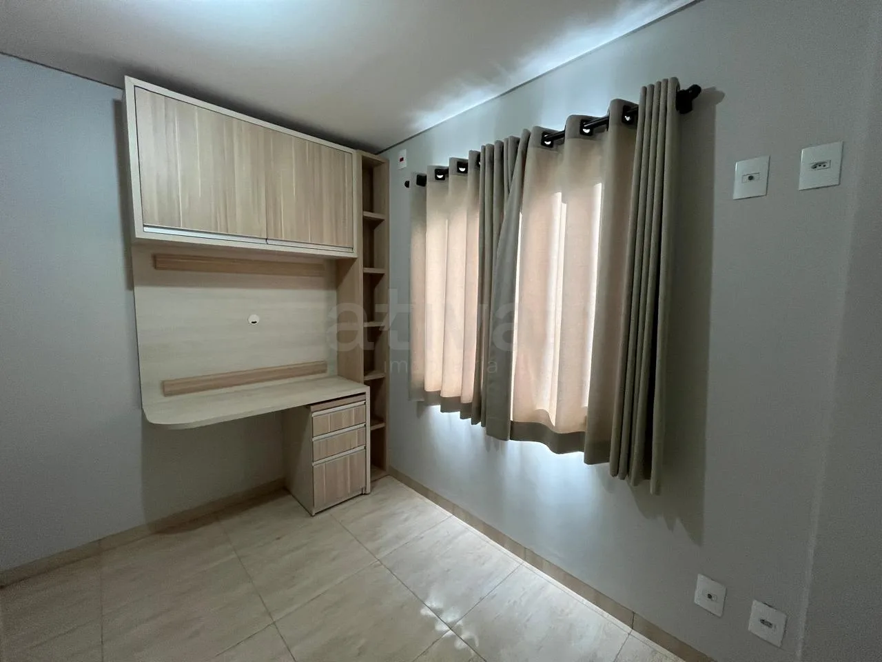 Alugar Apartamento / Padr&atilde;o em Toledo R$ 2.000,00 - Foto 10