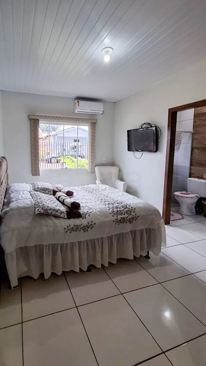 Comprar Casa / Padr&atilde;o em Toledo R$ 420.000,00 - Foto 6