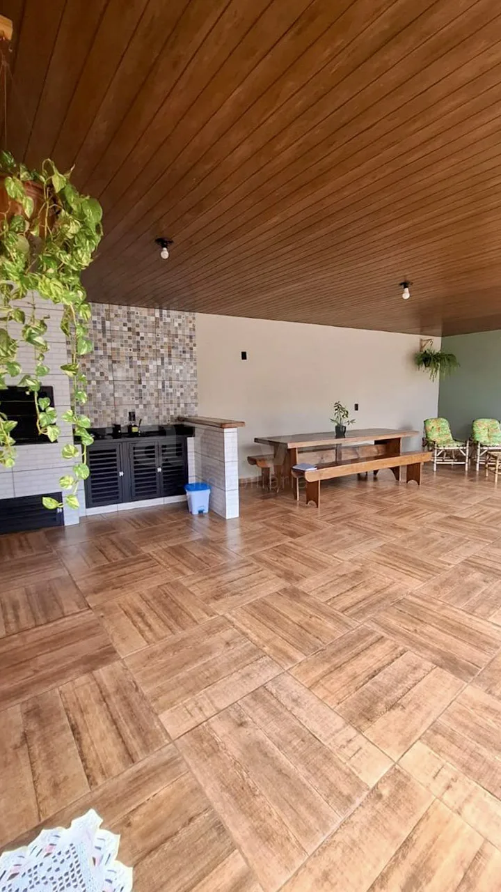 Comprar Casa / Padr&atilde;o em Toledo R$ 420.000,00 - Foto 13