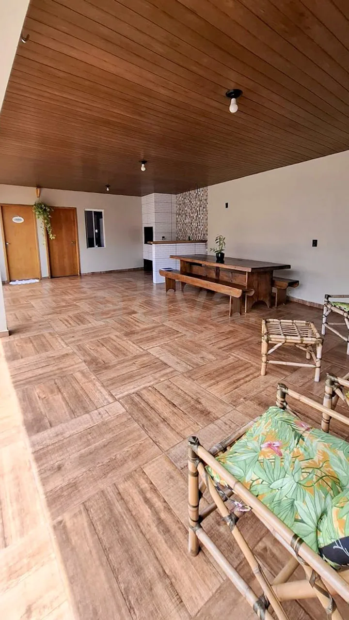 Comprar Casa / Padr&atilde;o em Toledo R$ 420.000,00 - Foto 12