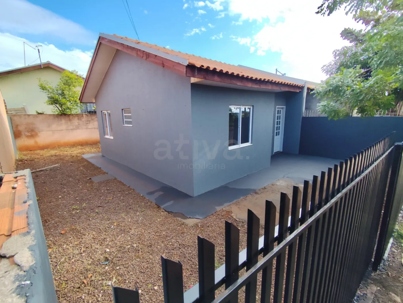 Comprar Casa / Padr&atilde;o em Toledo R$ 280.000,00 - Foto 3