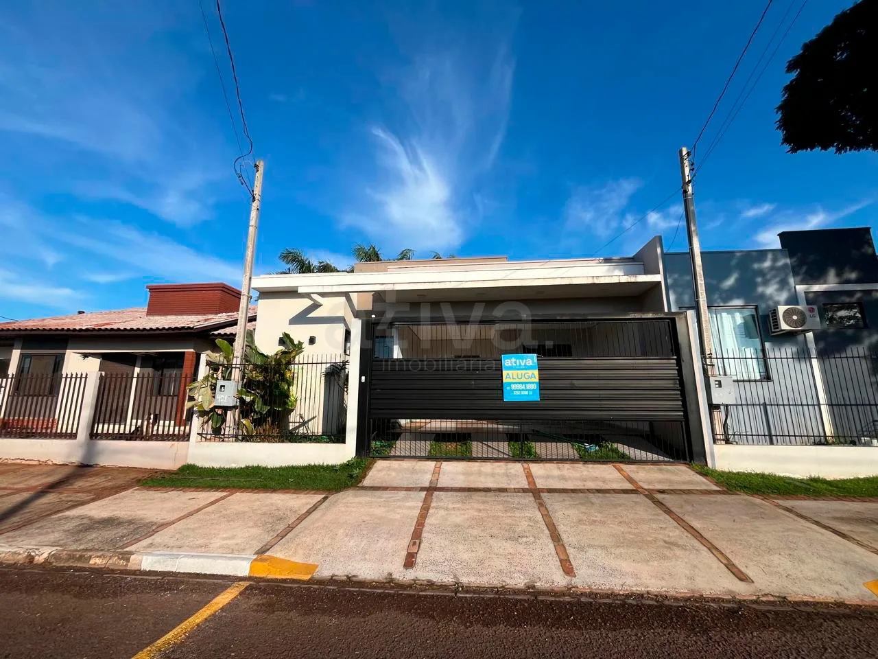 Alugar Casa / Padr&atilde;o em Toledo R$ 2.300,00 - Foto 1