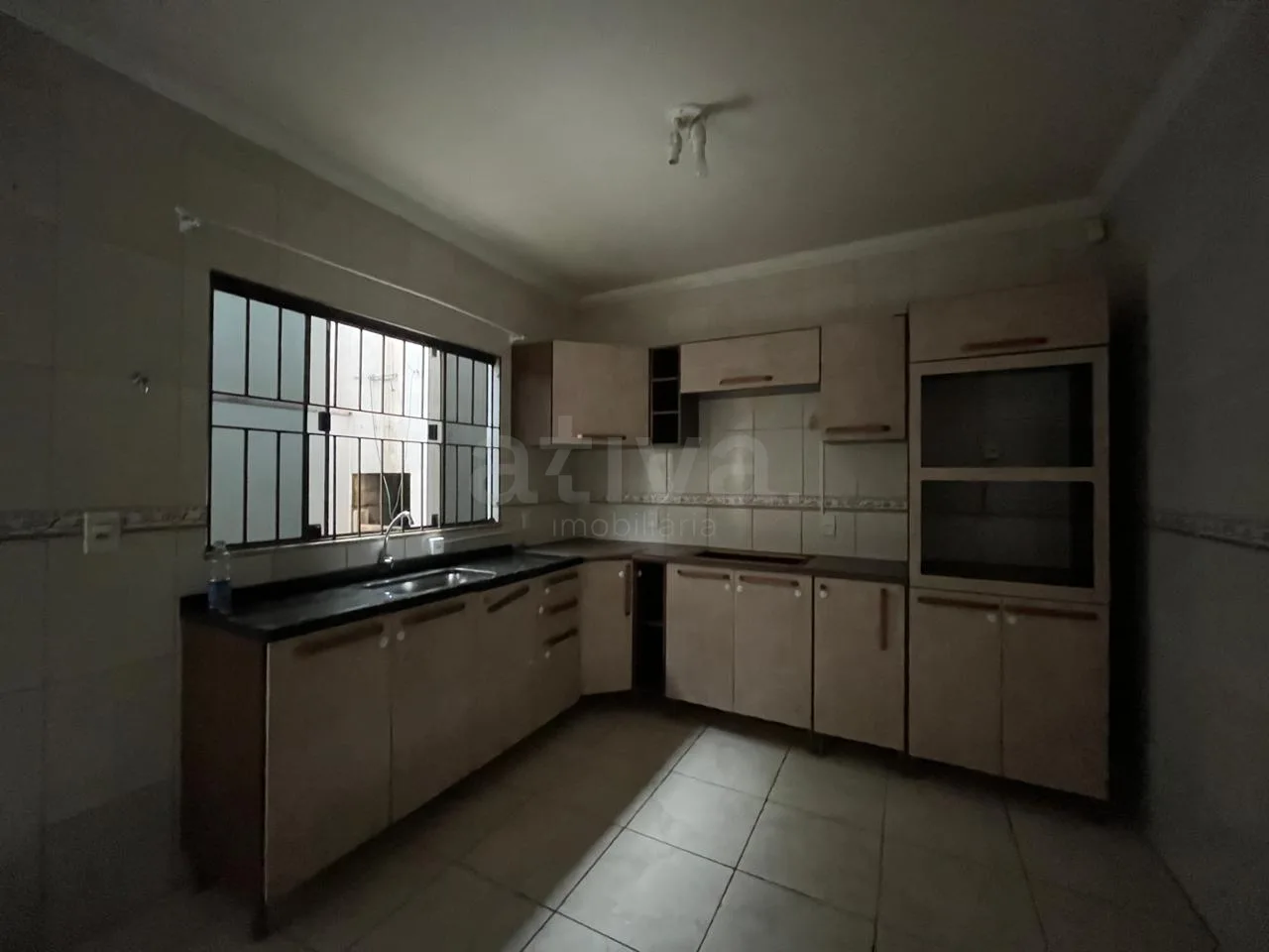 Alugar Casa / Sobrado em Toledo R$ 2.730,00 - Foto 4