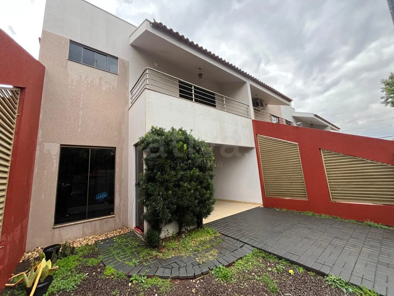 Alugar Casa / Sobrado em Toledo R$ 2.730,00 - Foto 1