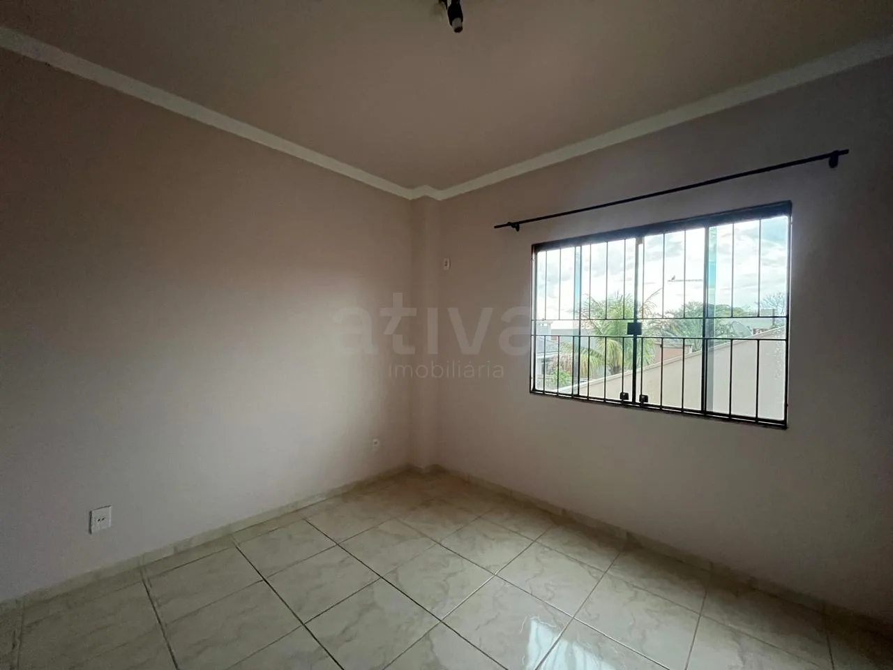 Alugar Casa / Sobrado em Toledo R$ 2.730,00 - Foto 12
