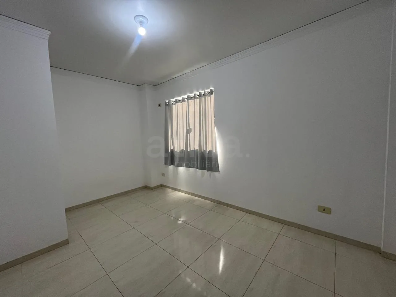 Alugar Apartamento / Padr&atilde;o em Toledo R$ 1.650,00 - Foto 8