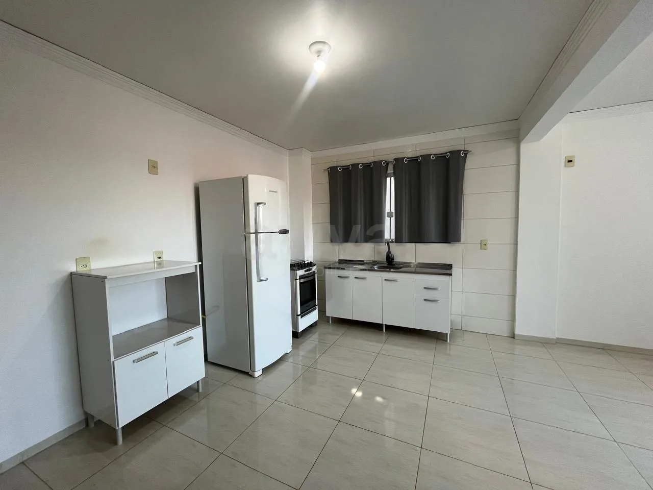 Alugar Apartamento / Padr&atilde;o em Toledo R$ 1.650,00 - Foto 3