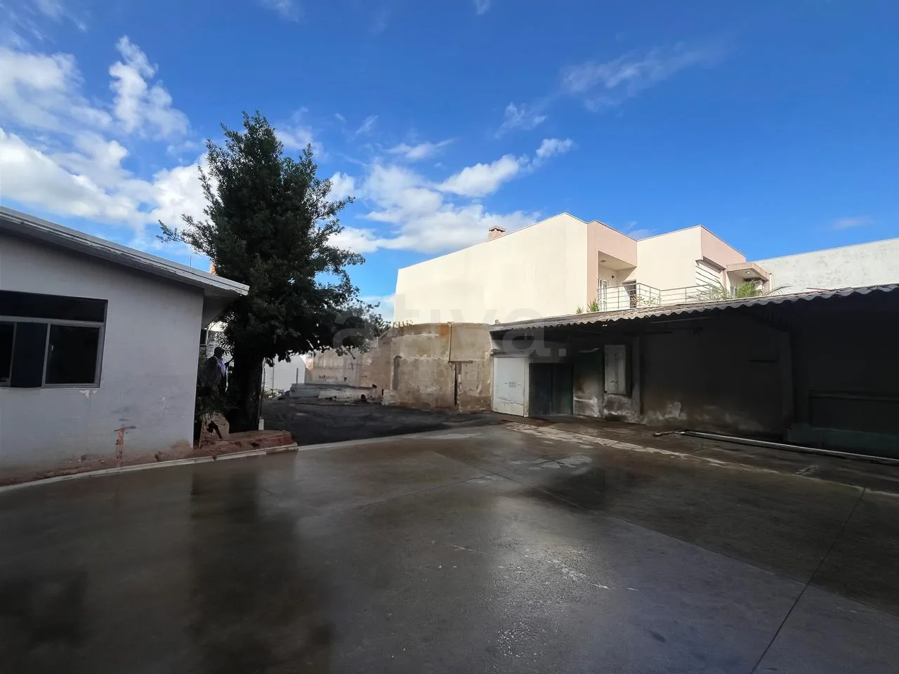 Alugar Comercial / Barrac&atilde;o em Toledo R$ 7.500,00 - Foto 5
