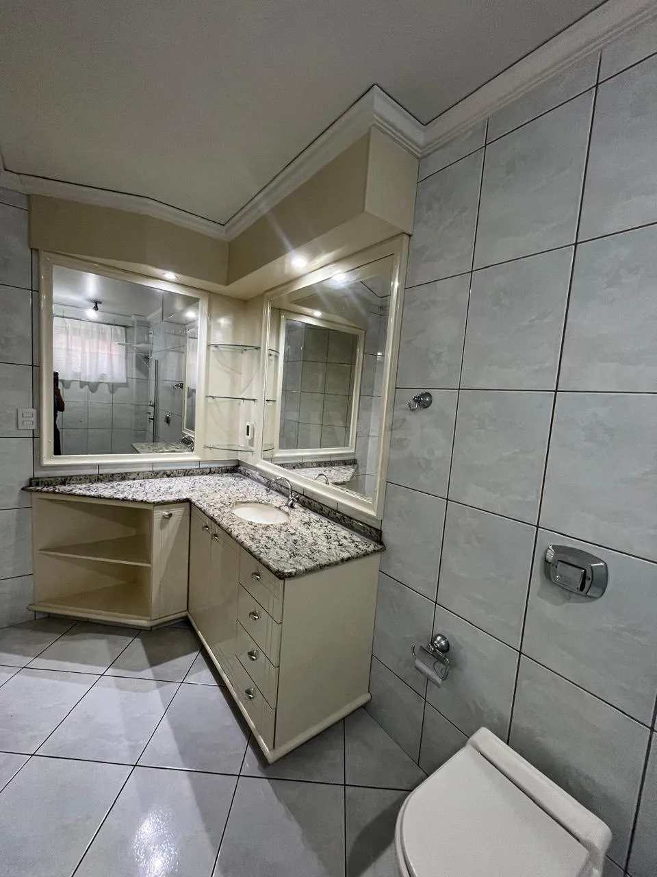 Alugar Apartamento / Padr&atilde;o em Toledo R$ 2.900,00 - Foto 16
