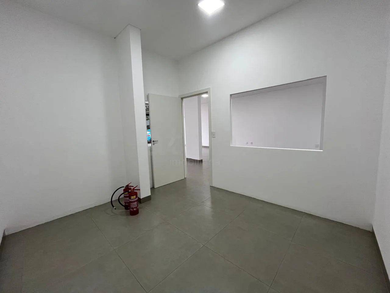Alugar Comercial / Sala Comercial em Toledo R$ 3.000,00 - Foto 3