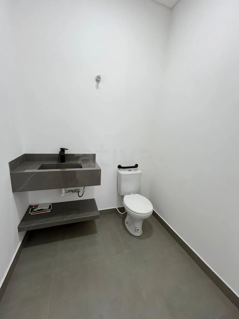 Alugar Comercial / Sala Comercial em Toledo R$ 3.000,00 - Foto 8