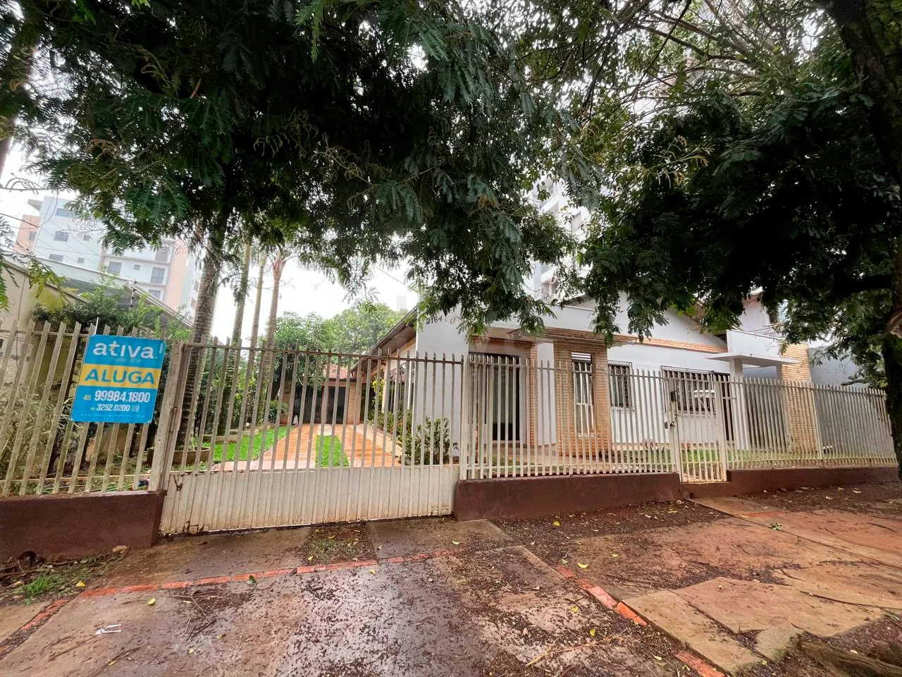 Alugar Casa / Padr&atilde;o em Toledo R$ 4.200,00 - Foto 2