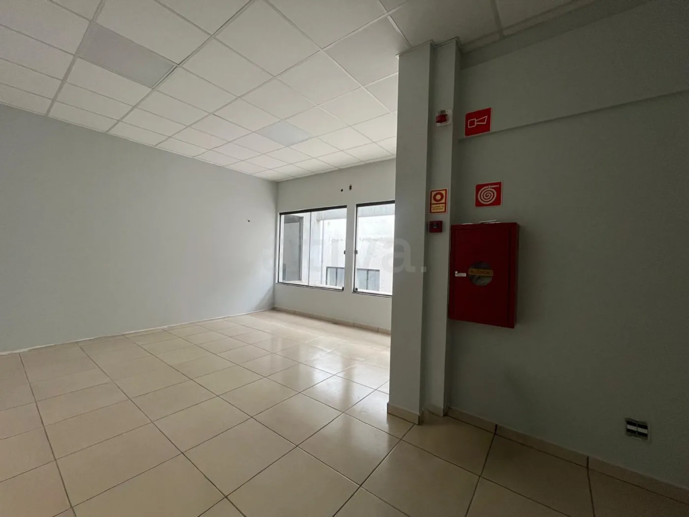 Alugar Comercial / Sala Comercial em Toledo R$ 1.900,00 - Foto 5