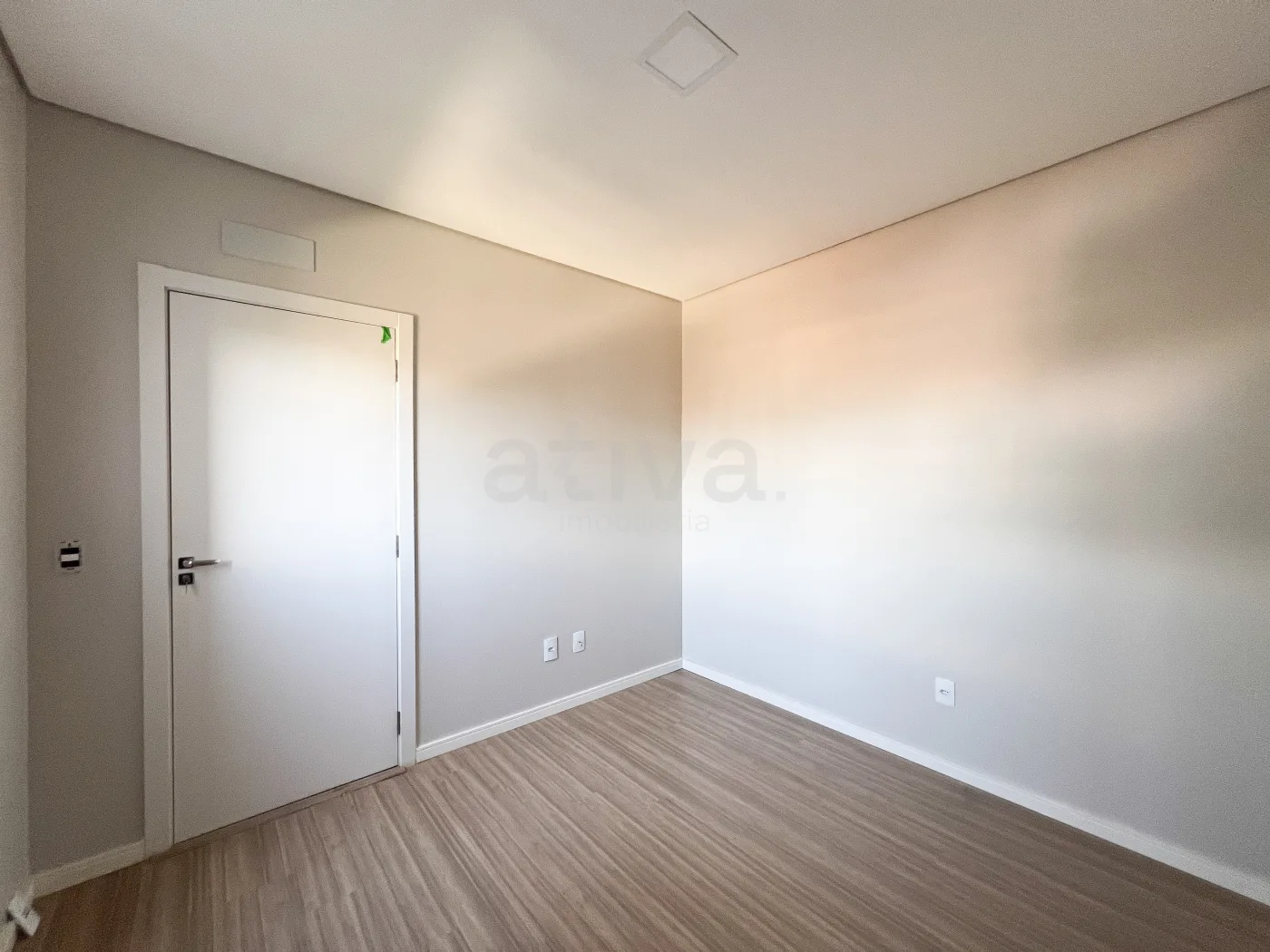 Comprar Apartamento / Padr&atilde;o em Toledo R$ 430.000,00 - Foto 6