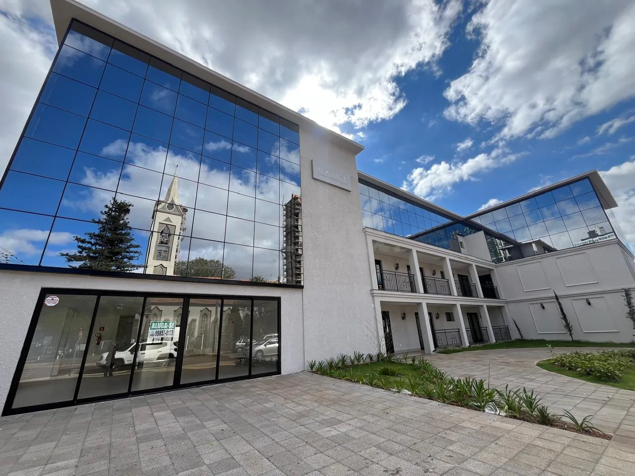 Alugar Comercial / Sala Comercial em Condom&iacute;nio em Toledo R$ 4.000,00 - Foto 9