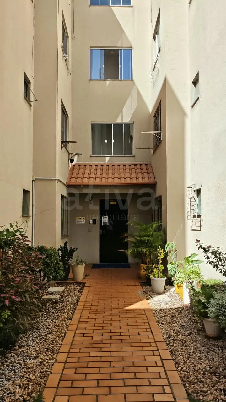 Comprar Apartamento / Padr&atilde;o em Toledo R$ 380.000,00 - Foto 8