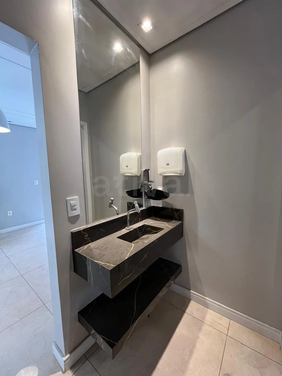 Alugar Comercial / Sala Comercial em Toledo R$ 8.000,00 - Foto 17