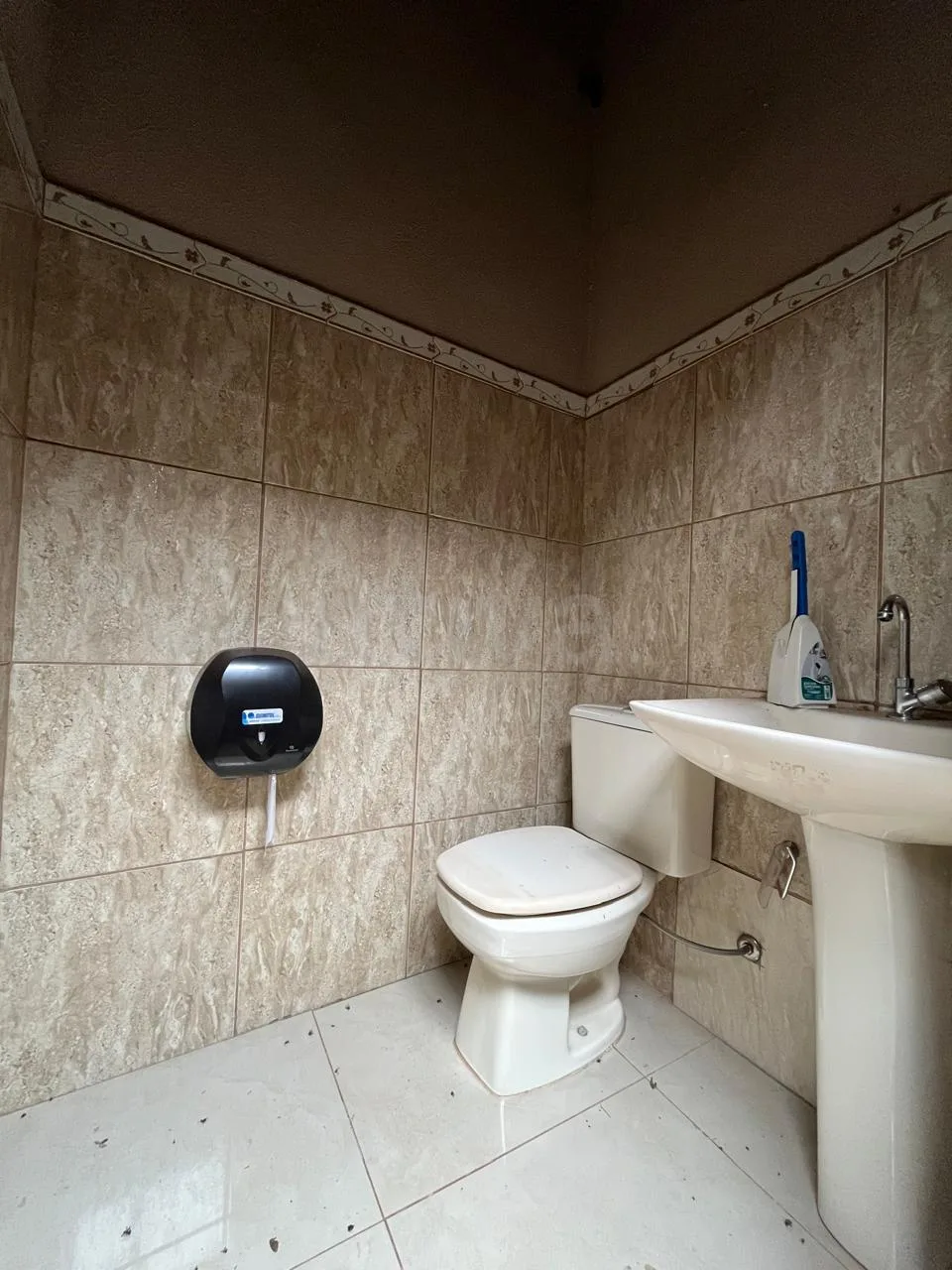 Alugar Comercial / Sala Comercial em Toledo R$ 8.000,00 - Foto 33