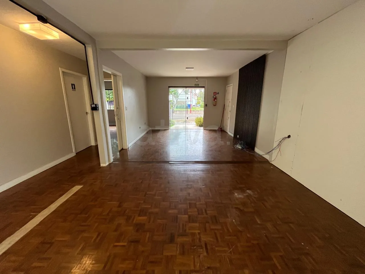Alugar Comercial / Sala Comercial em Toledo R$ 8.000,00 - Foto 8