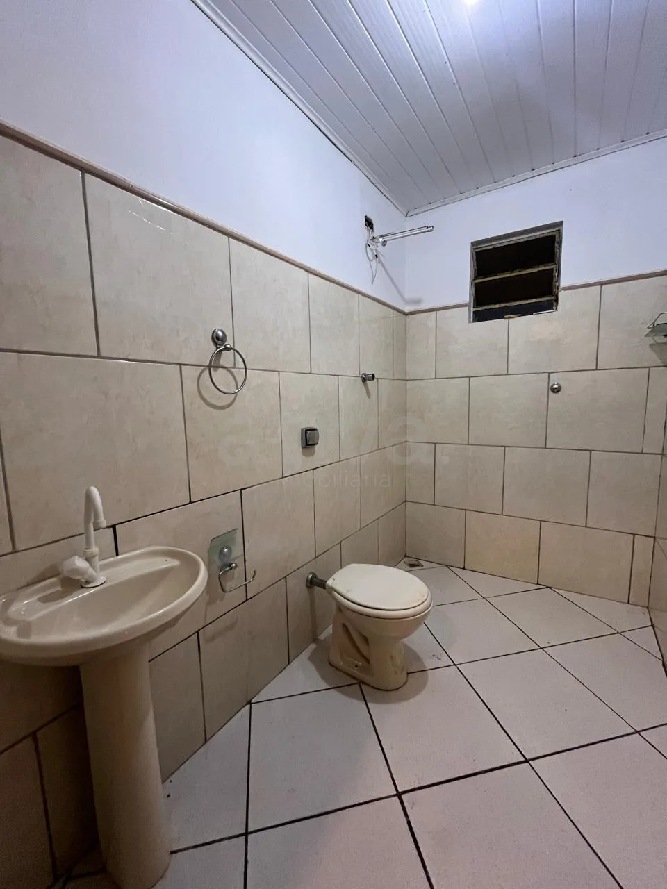 Alugar Comercial / Sala Comercial em Toledo R$ 8.000,00 - Foto 35