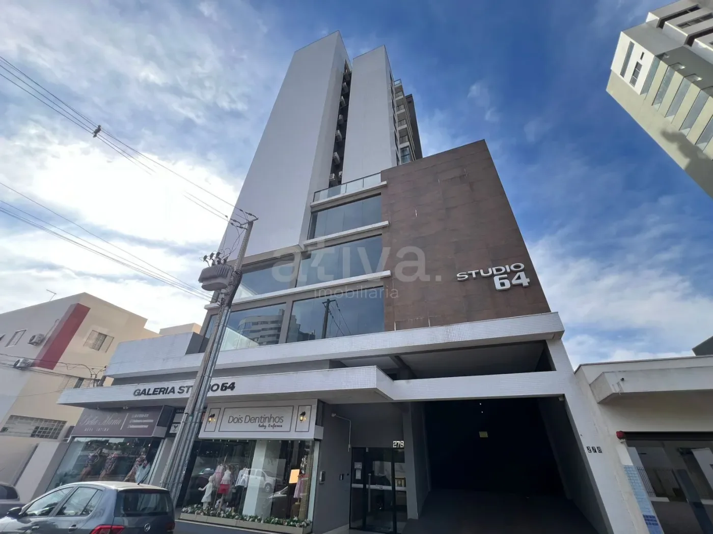Alugar Comercial / Sala Comercial em Condom&iacute;nio em Toledo R$ 2.500,00 - Foto 1