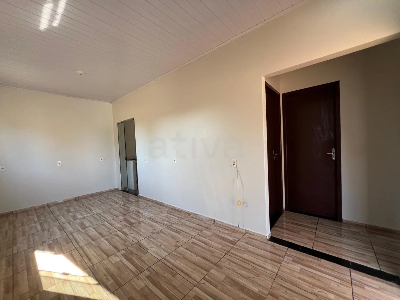 Alugar Casa / Padr&atilde;o em Toledo R$ 1.500,00 - Foto 2
