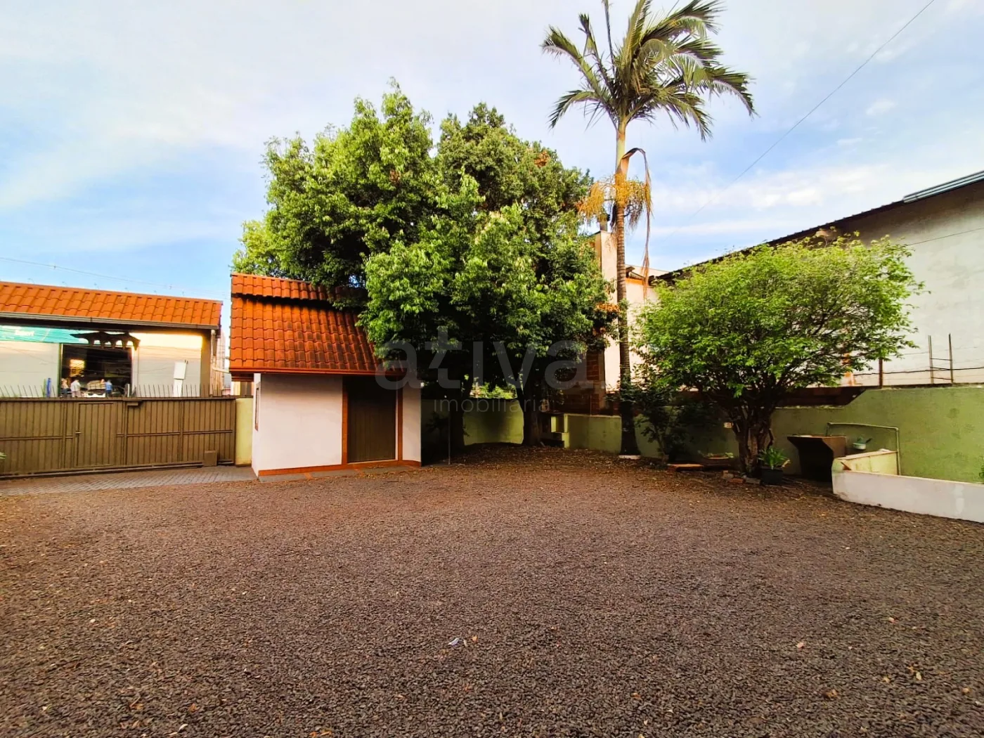 Alugar Casa / Sobrado em Toledo R$ 6.500,00 - Foto 2