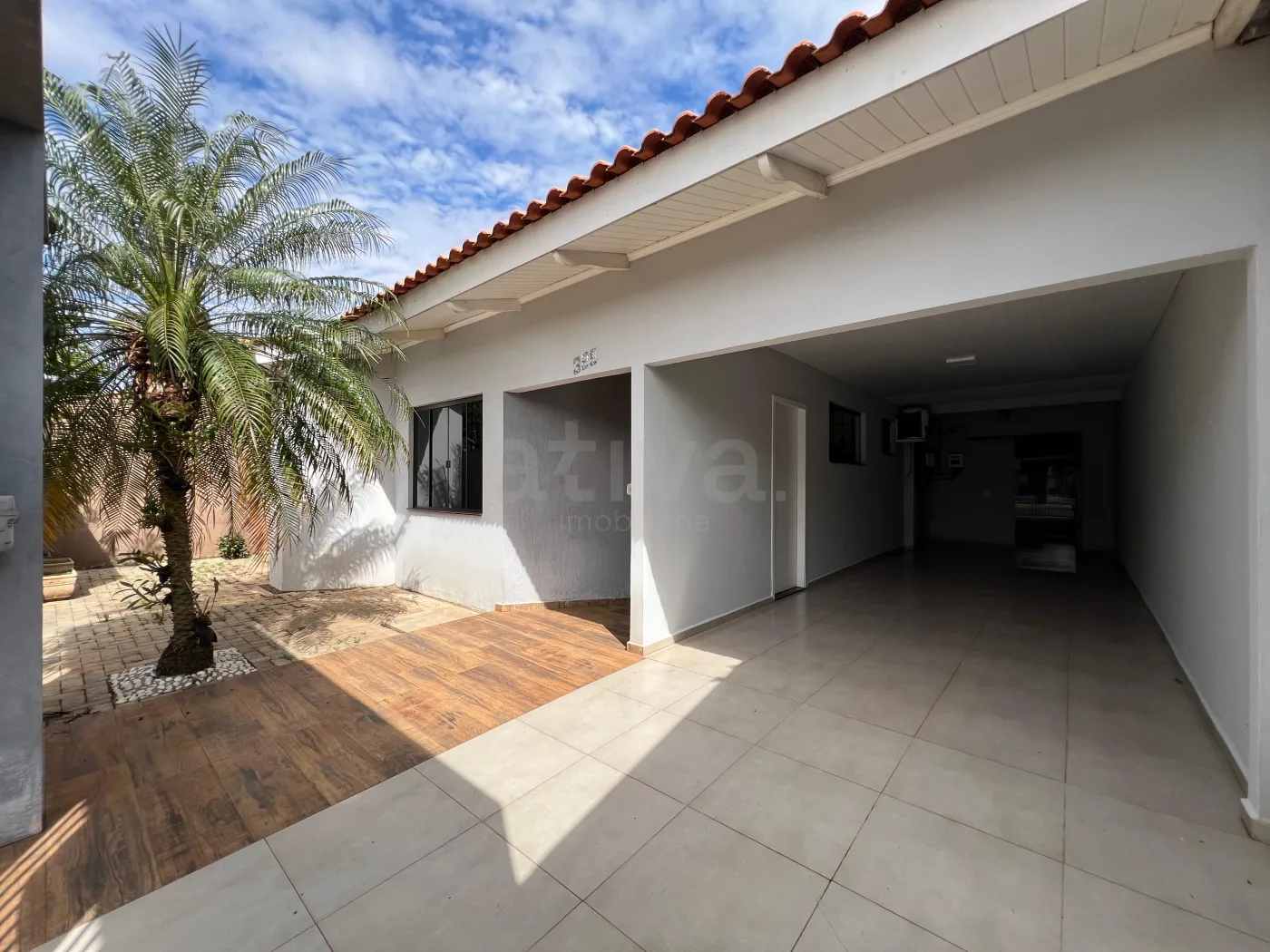 Alugar Casa / Padr&atilde;o em Toledo R$ 4.750,00 - Foto 2