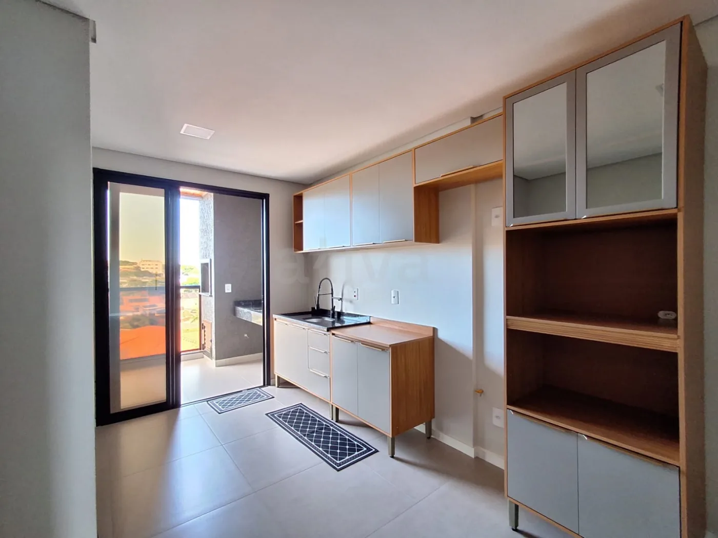 Alugar Apartamento / Padr&atilde;o em Toledo R$ 2.900,00 - Foto 8