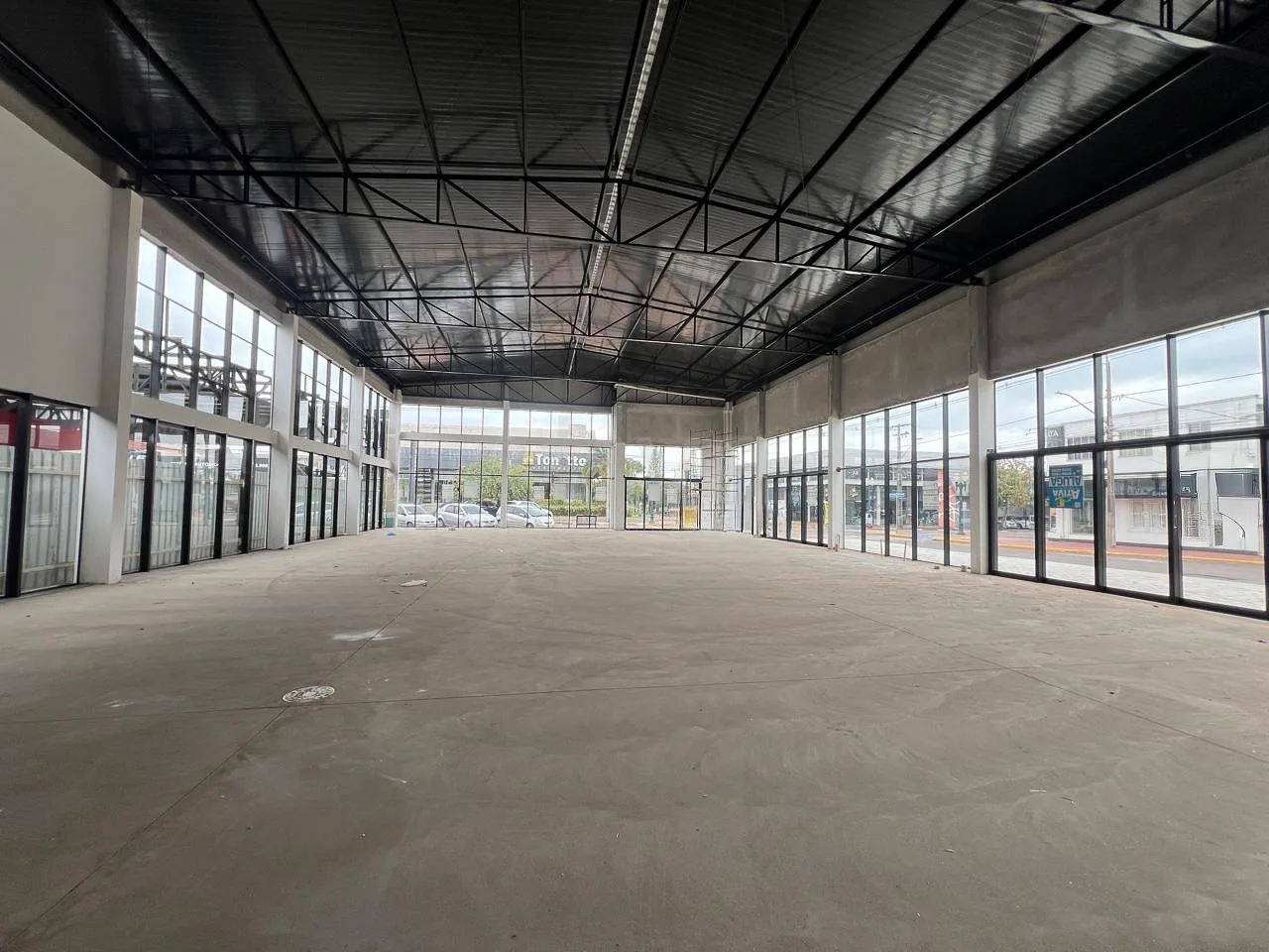 Alugar Comercial / Im&oacute;vel Comercial em Toledo R$ 20.000,00 - Foto 8