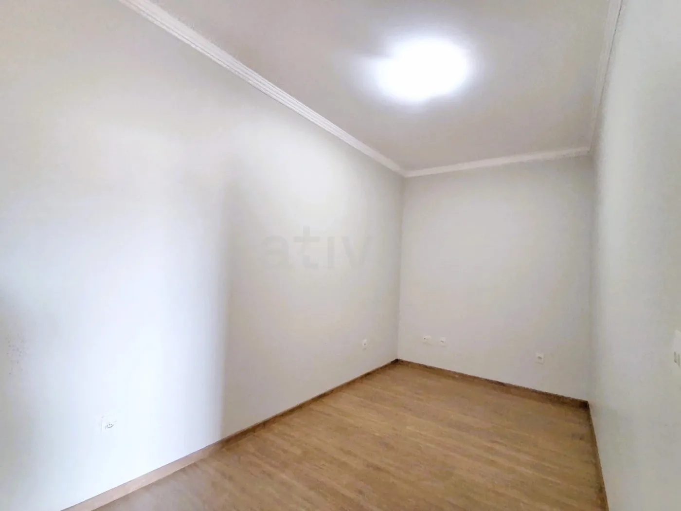 Alugar Casa / Sobrado em Toledo R$ 2.500,00 - Foto 9