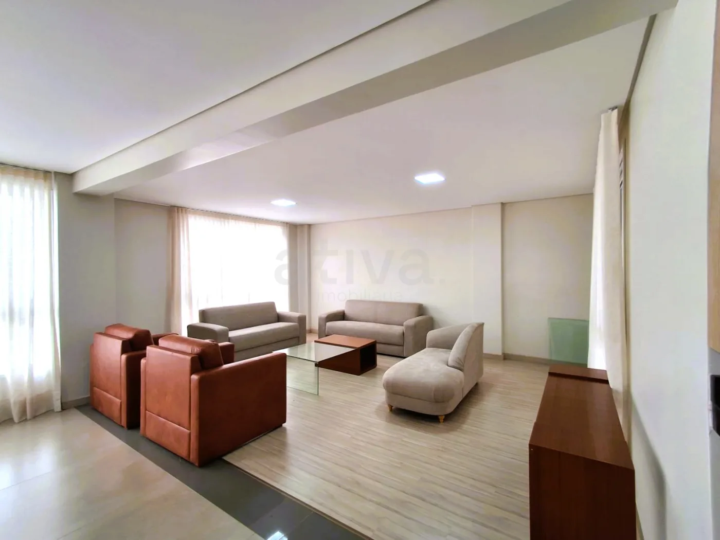 Alugar Apartamento / Padr&atilde;o em Toledo R$ 3.250,00 - Foto 14