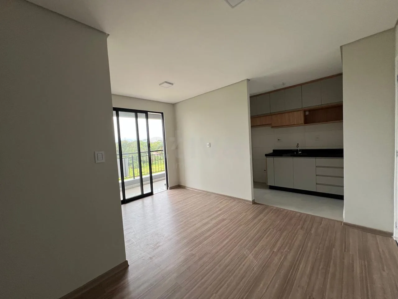 Alugar Apartamento / Padr&atilde;o em Toledo R$ 1.950,00 - Foto 6