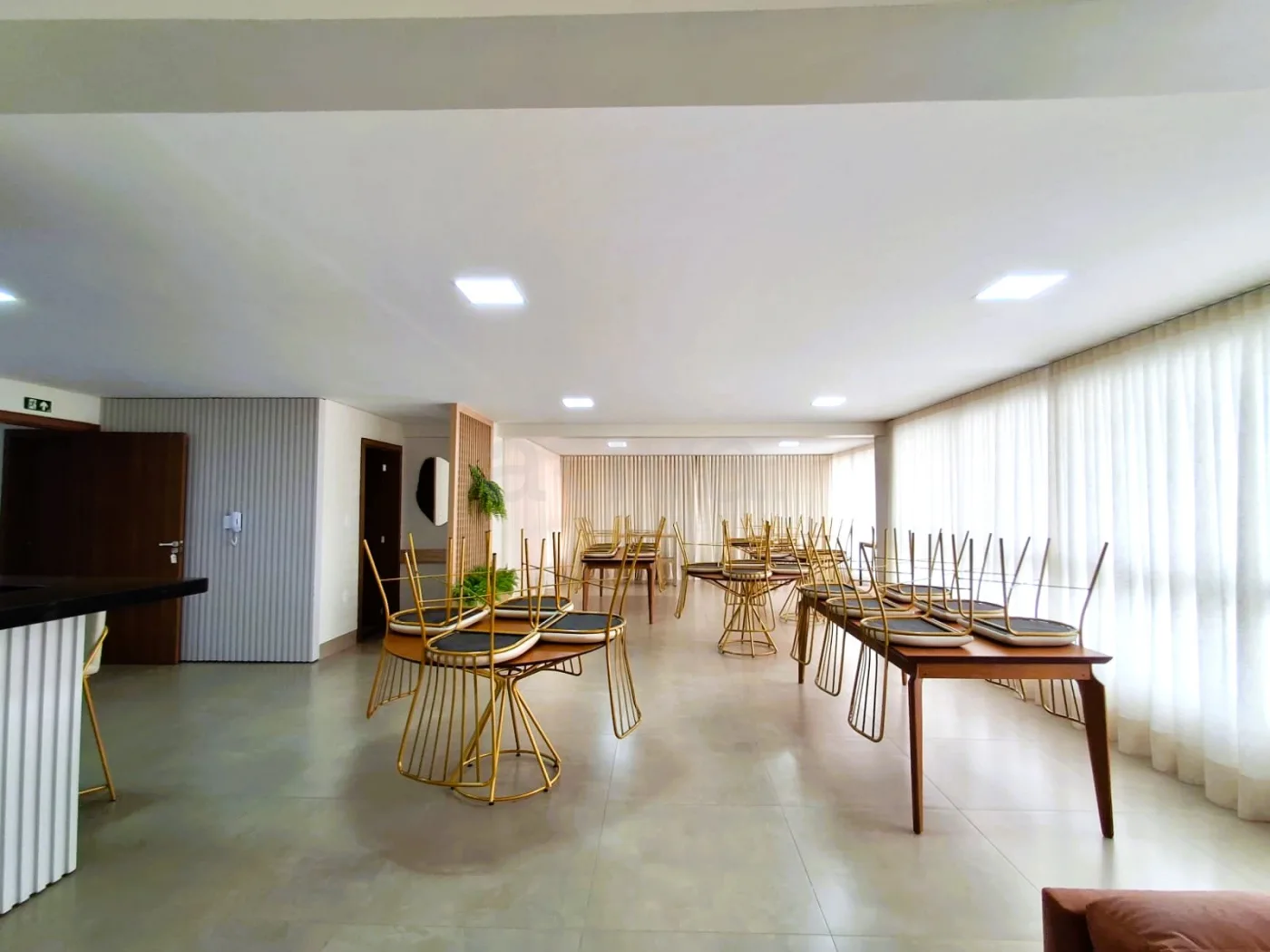 Alugar Apartamento / Padr&atilde;o em Toledo R$ 3.250,00 - Foto 16