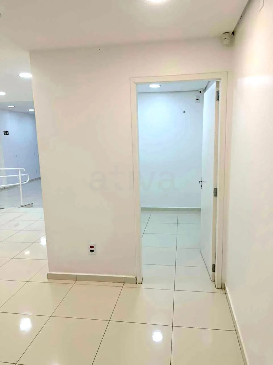 Alugar Comercial / Sala Comercial em Toledo R$ 5.000,00 - Foto 16