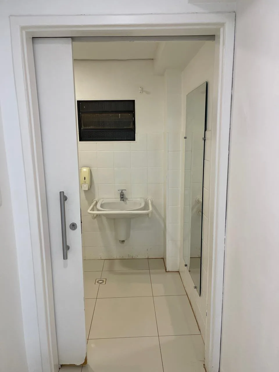 Alugar Comercial / Sala Comercial em Toledo R$ 5.000,00 - Foto 20