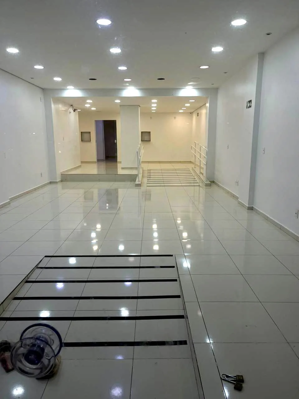 Alugar Comercial / Sala Comercial em Toledo R$ 5.000,00 - Foto 8