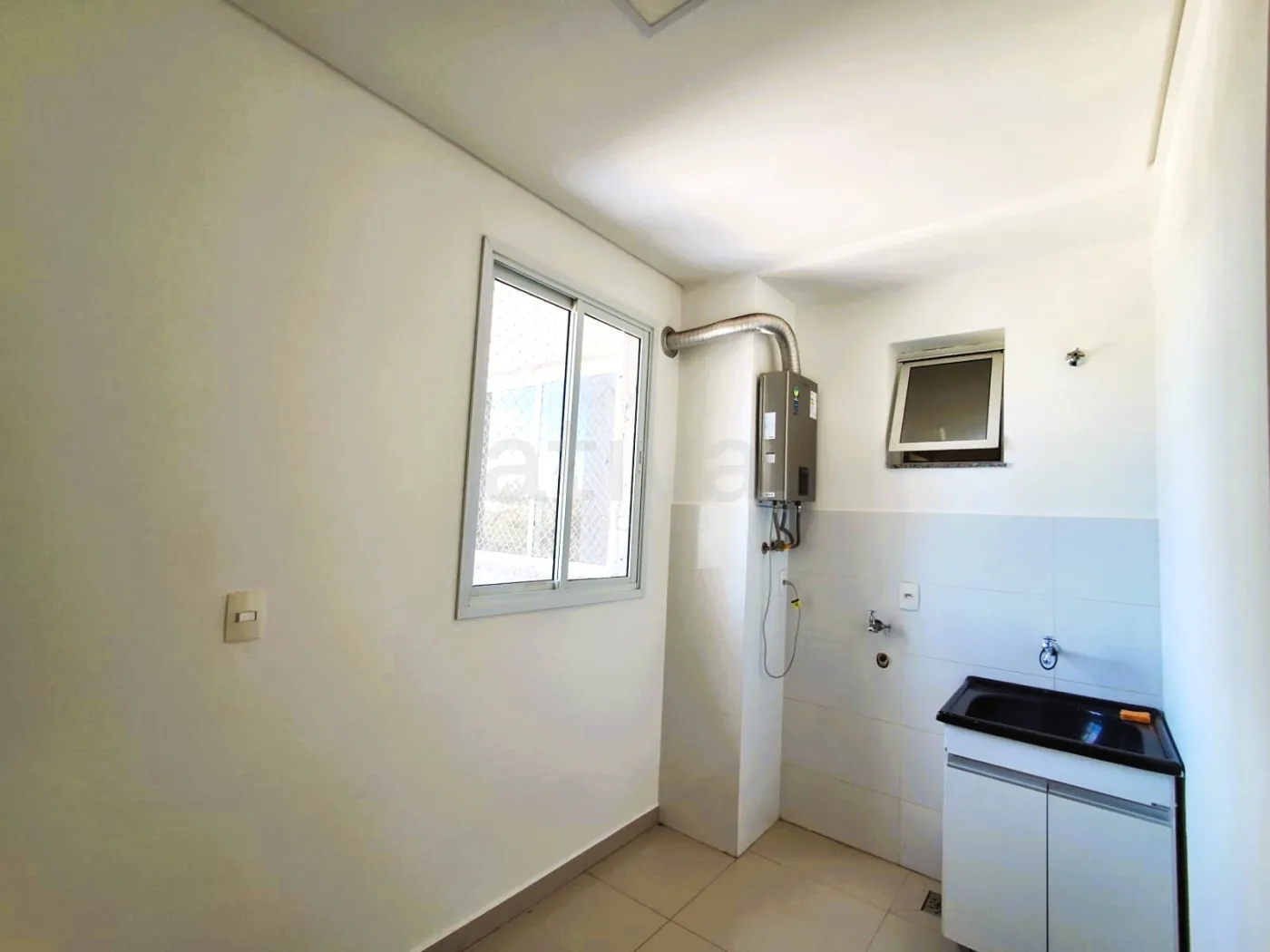 Alugar Apartamento / Padr&atilde;o em Toledo R$ 2.200,00 - Foto 6