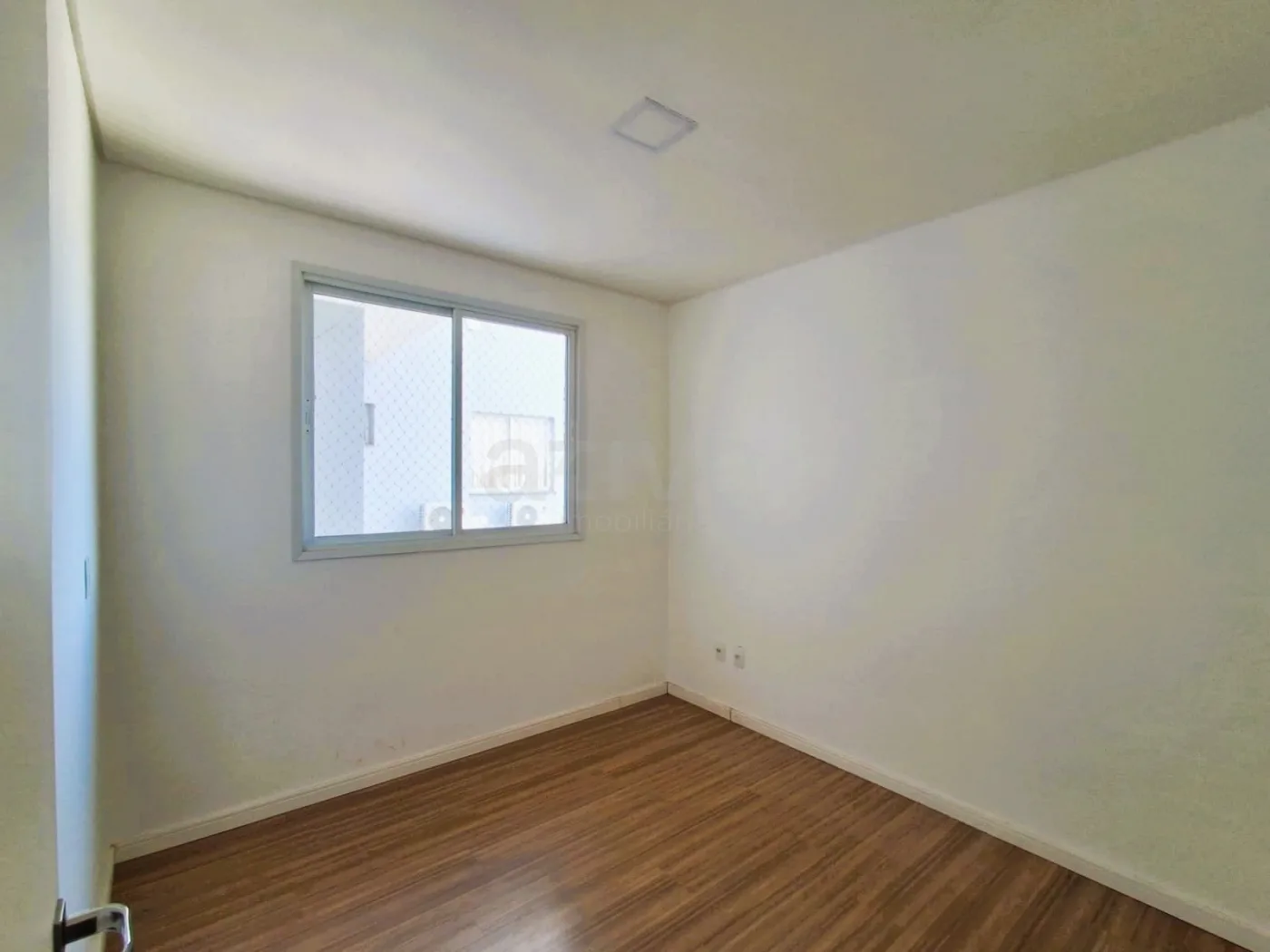 Alugar Apartamento / Padr&atilde;o em Toledo R$ 2.200,00 - Foto 12
