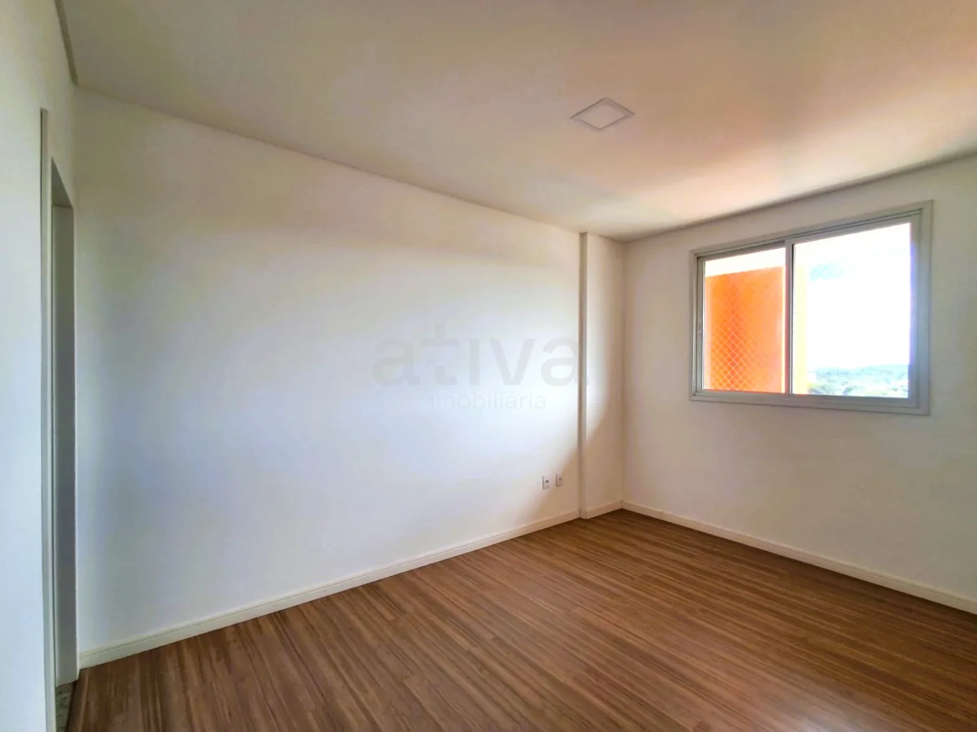Alugar Apartamento / Padr&atilde;o em Toledo R$ 2.200,00 - Foto 14