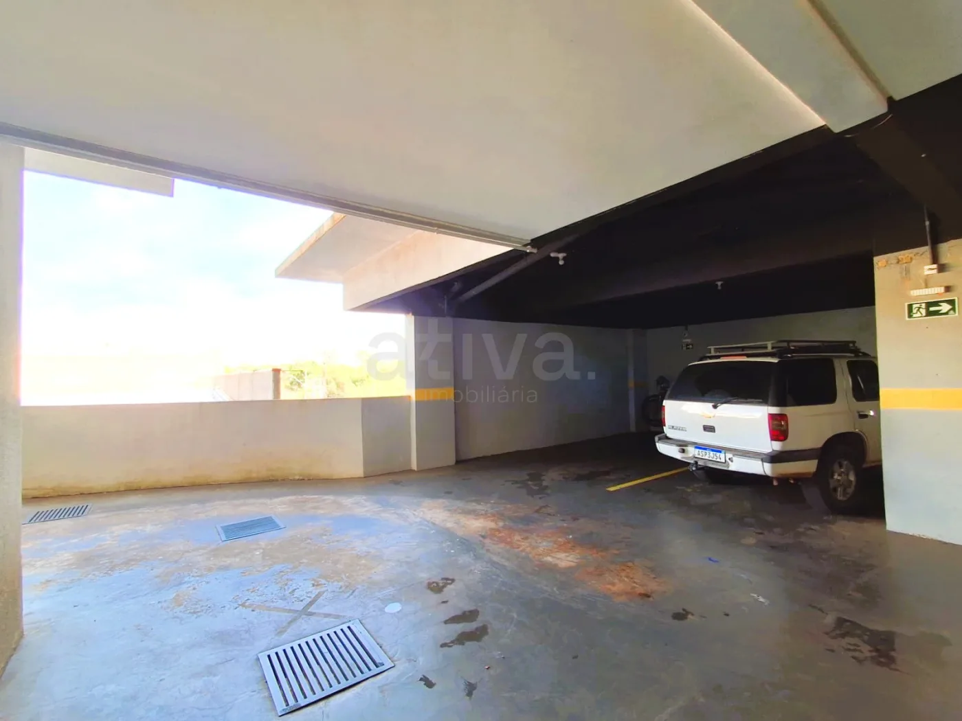 Alugar Apartamento / Padr&atilde;o em Toledo R$ 2.200,00 - Foto 16
