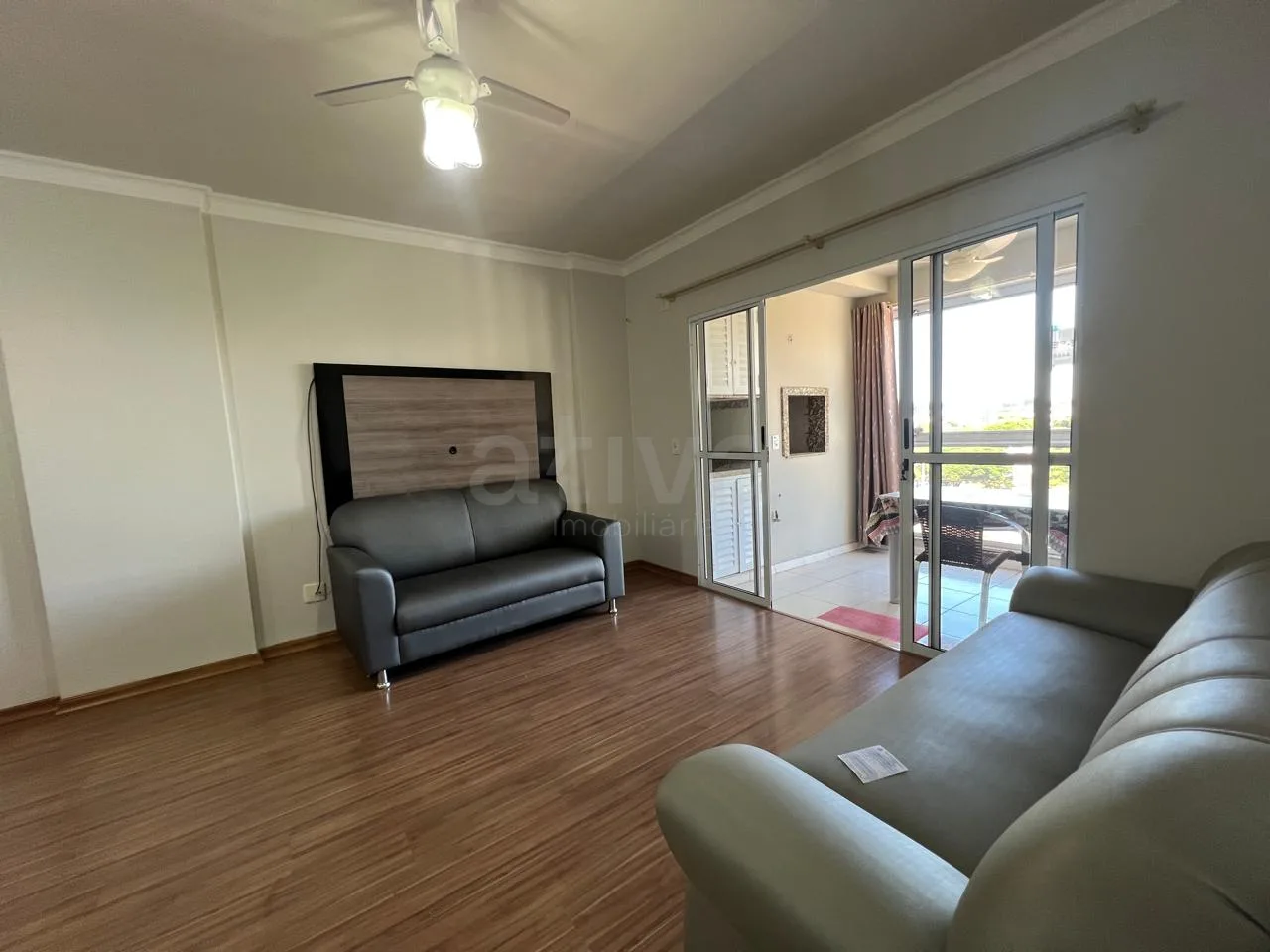 Alugar Apartamento / Padr&atilde;o em Toledo R$ 3.000,00 - Foto 14