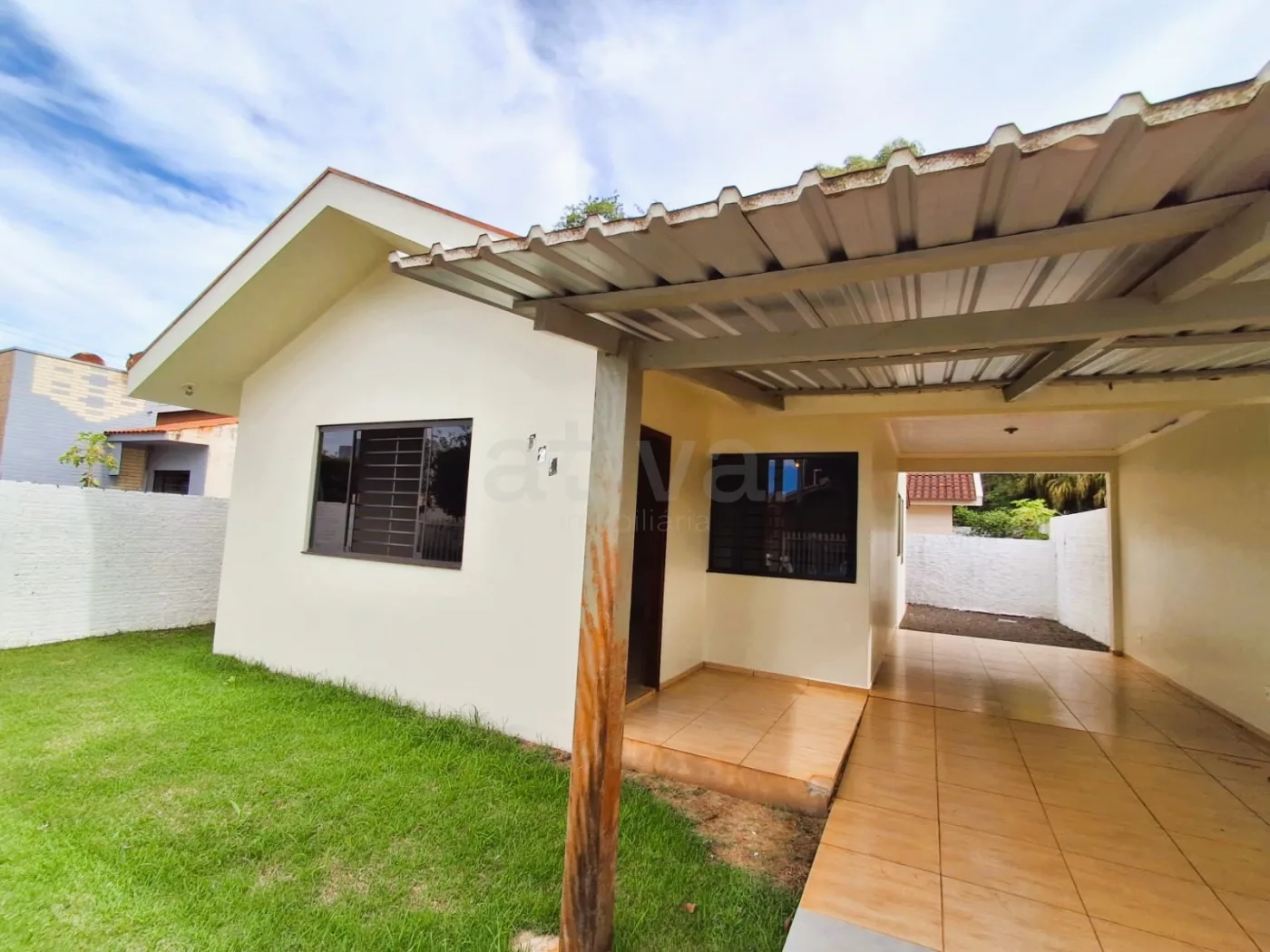 Alugar Casa / Padr&atilde;o em Toledo R$ 2.400,00 - Foto 2