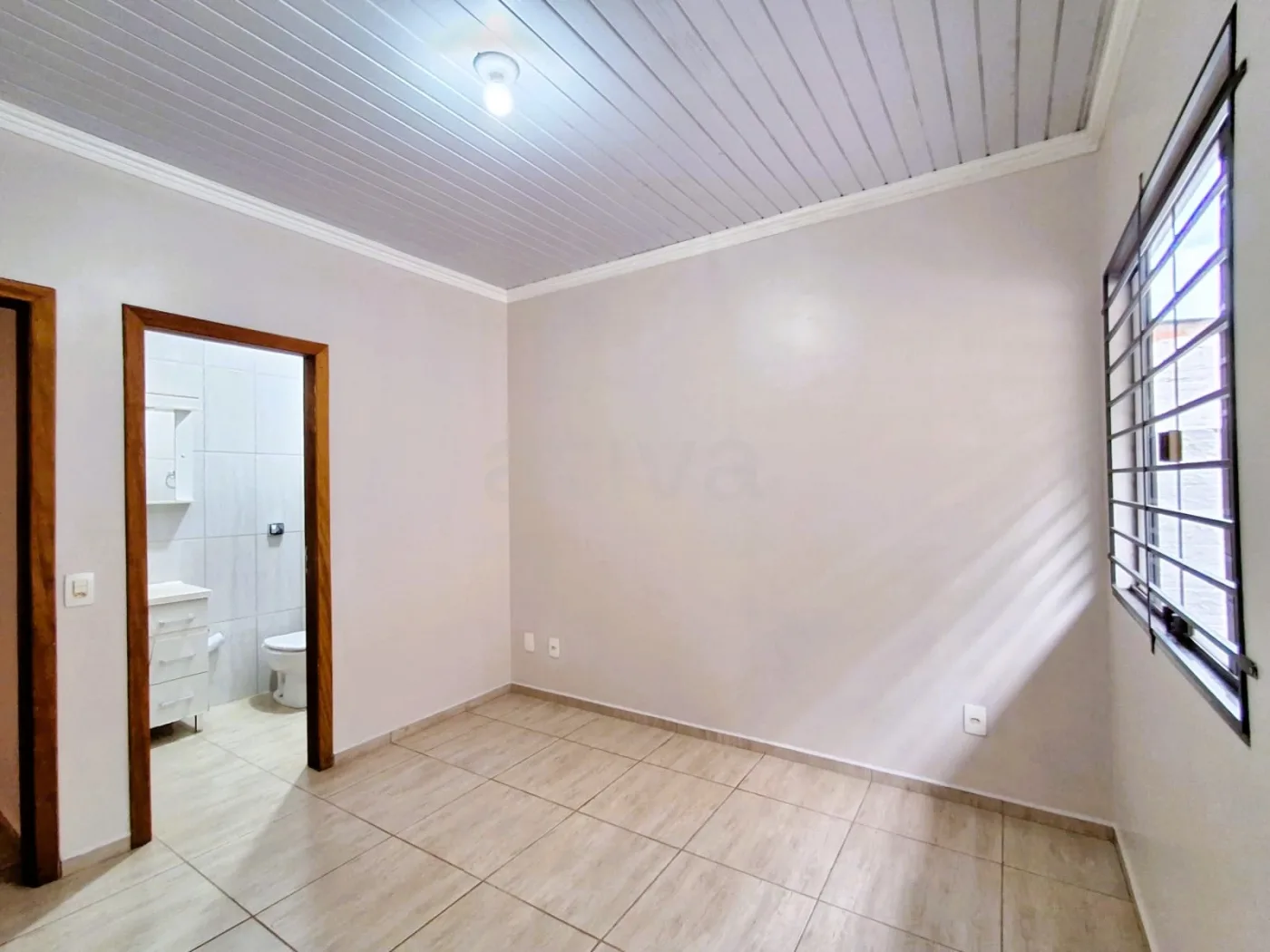 Alugar Casa / Padr&atilde;o em Toledo R$ 2.400,00 - Foto 8