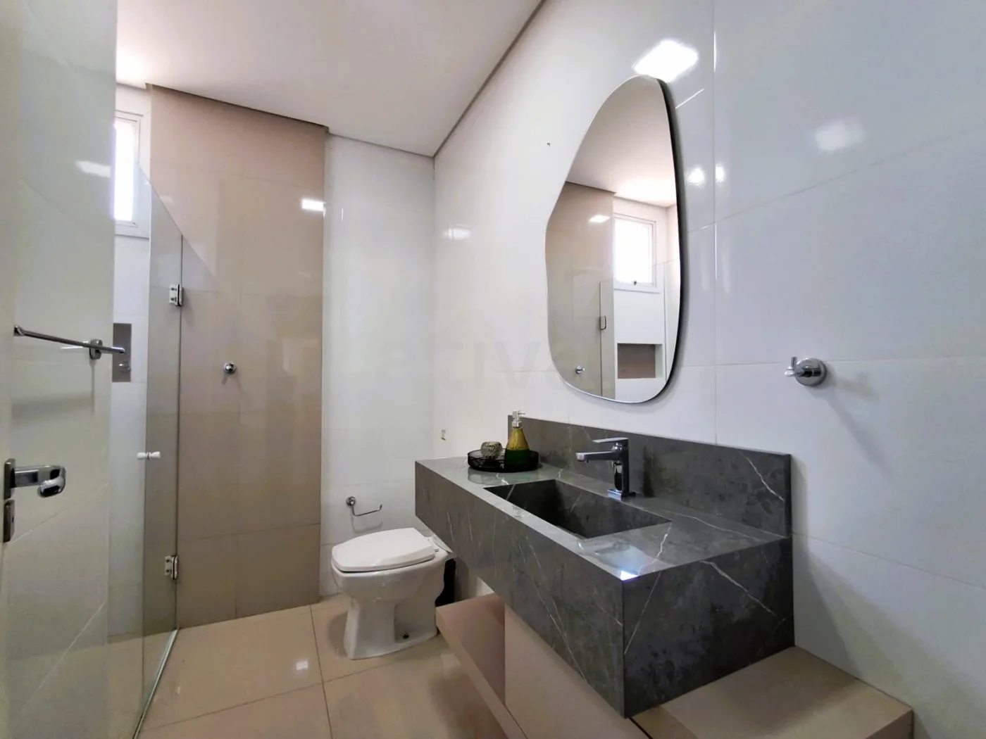 Alugar Apartamento / Padr&atilde;o em Toledo R$ 3.650,00 - Foto 15