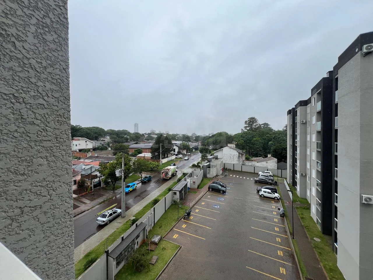 Alugar Apartamento / Padr&atilde;o em Toledo R$ 1.600,00 - Foto 17