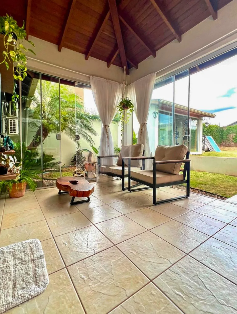 Comprar Casa / Padr&atilde;o em Toledo R$ 1.100.000,00 - Foto 1